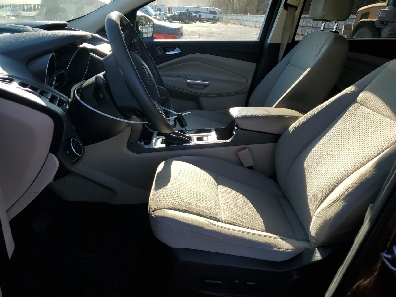 2017 FORD ESCAPE SE - Фото 7