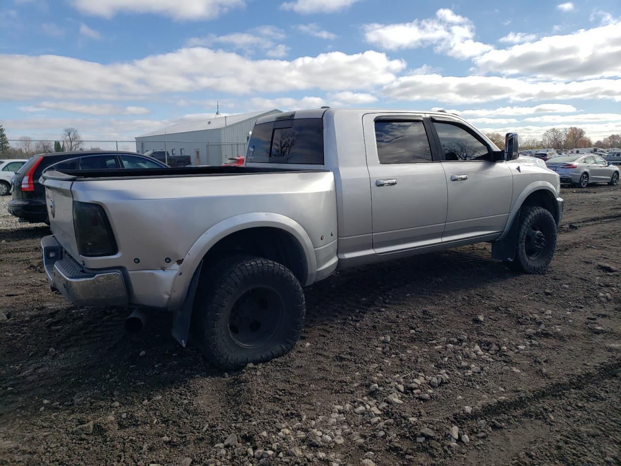 2012 DODGE RAM 3500 L - Image 3