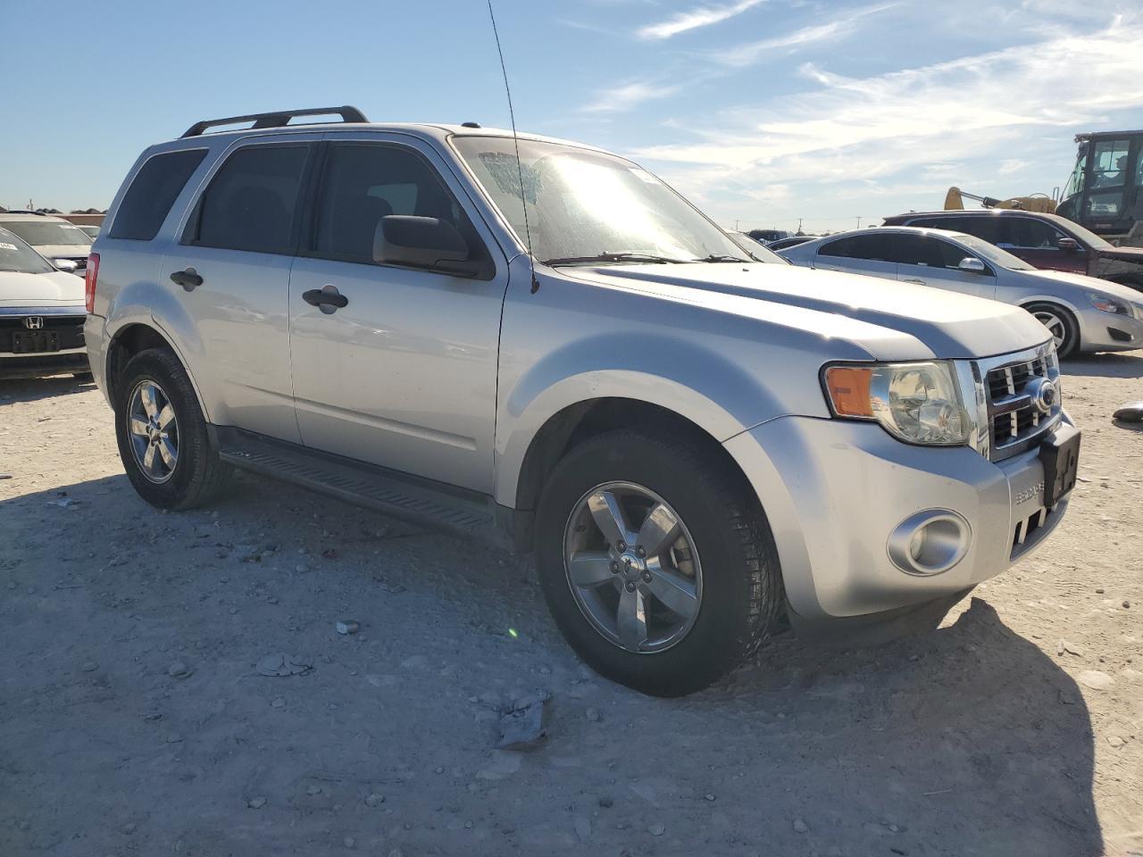 2012 FORD ESCAPE XLT - Фото 4
