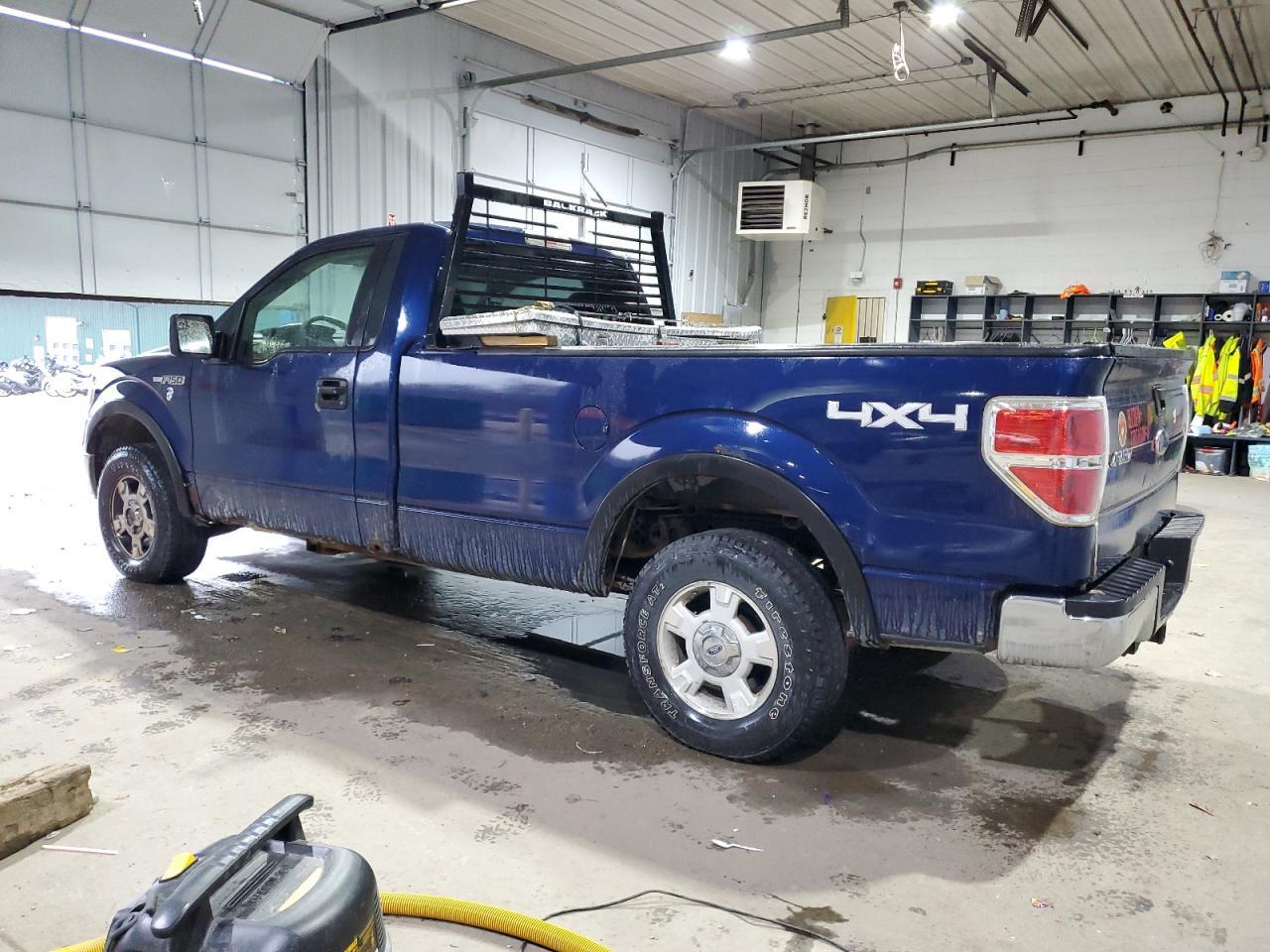2010 FORD F150 - Фото 2