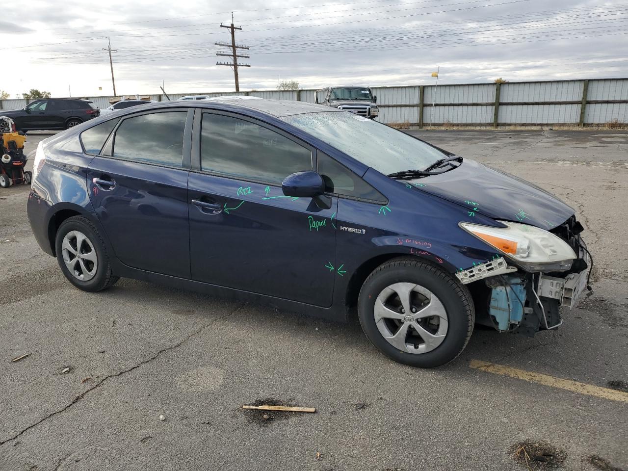 2013 TOYOTA PRIUS - Фото 4
