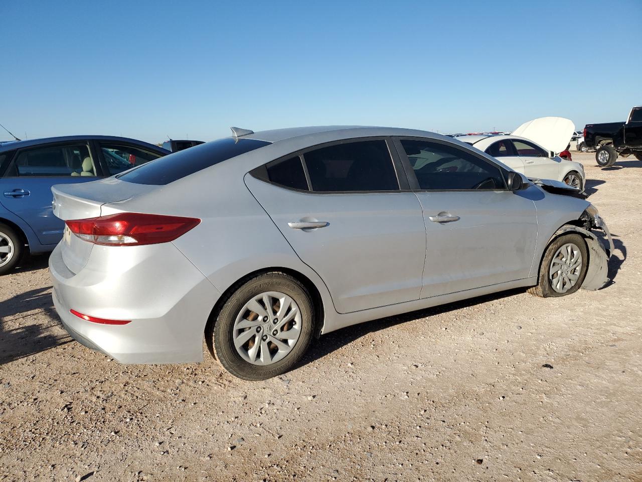 2017 HYUNDAI ELANTRA SE - Фото 3