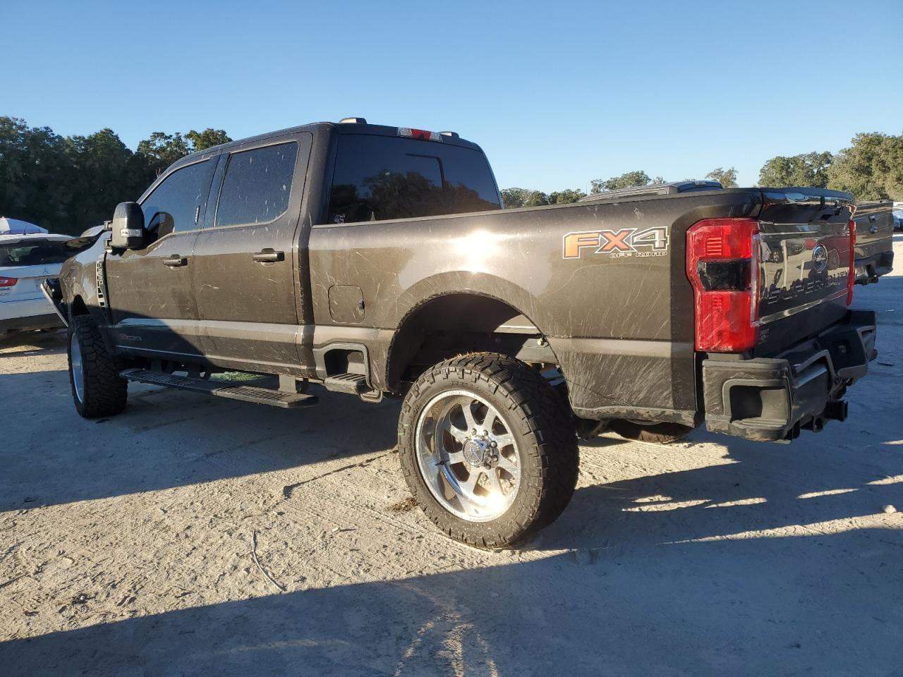2024 FORD F250 SUPER - Image 2