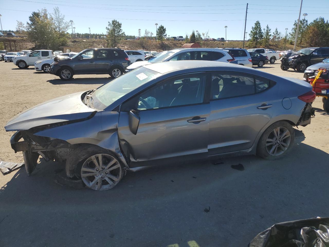2018 HYUNDAI ELANTRA SE