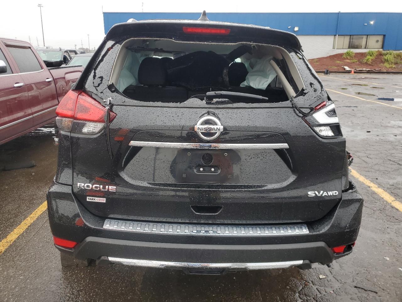 2018 NISSAN ROGUE S - Image 6