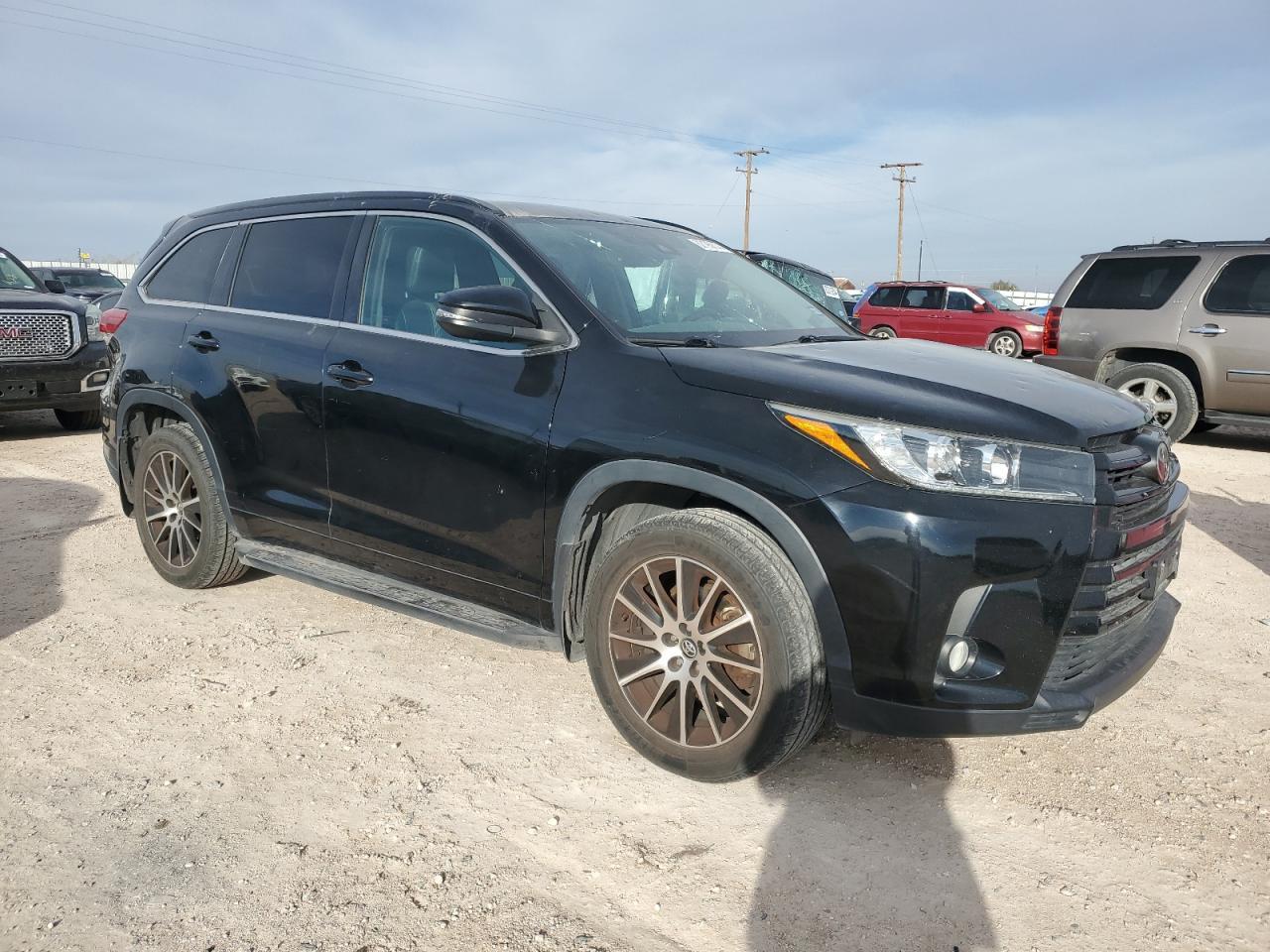 2018 TOYOTA HIGHLANDER - Фото 4