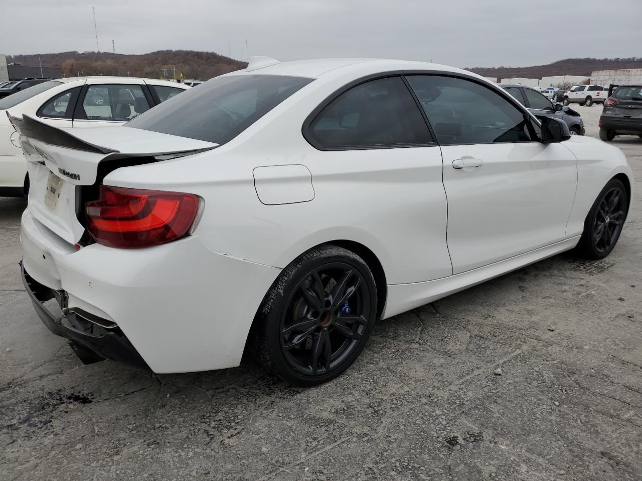 2017 BMW M240XI - Фото 3