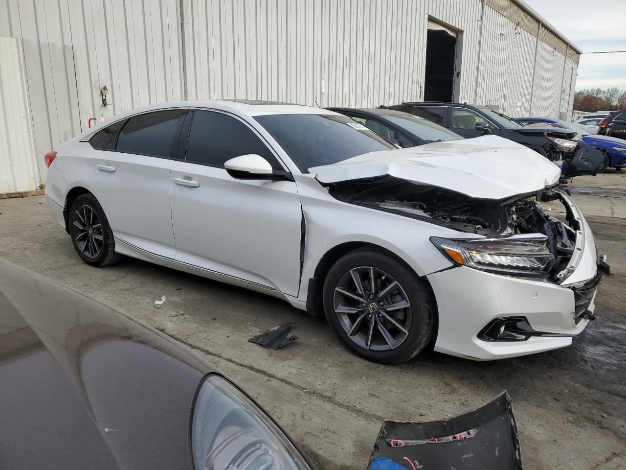 2022 HONDA ACCORD EXL - Фото 4