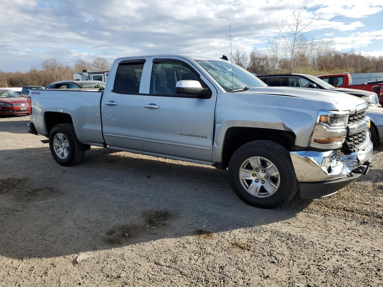 2016 CHEVROLET SILVERADO - Image 4