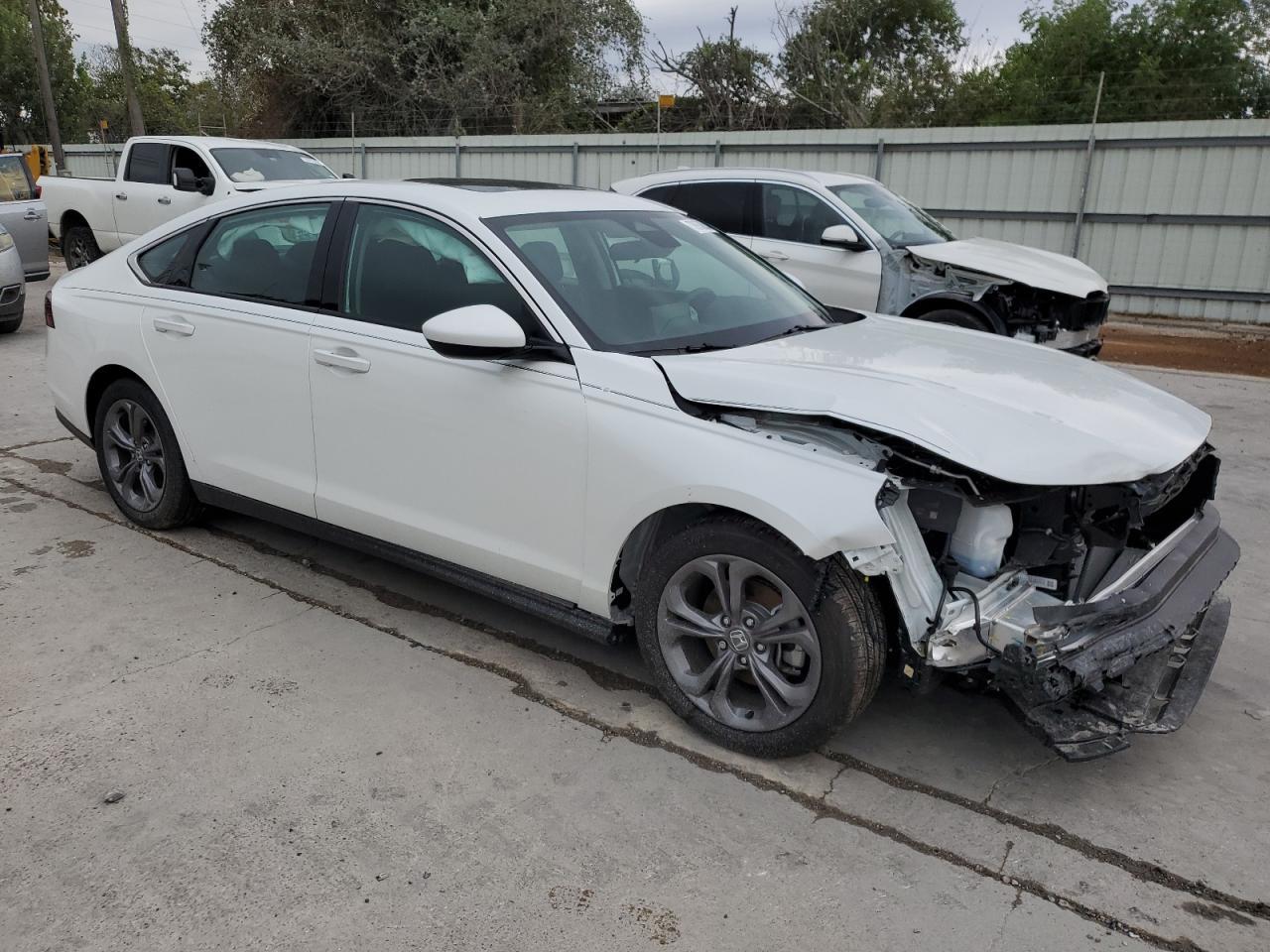 2024 HONDA ACCORD EX - Фото 4
