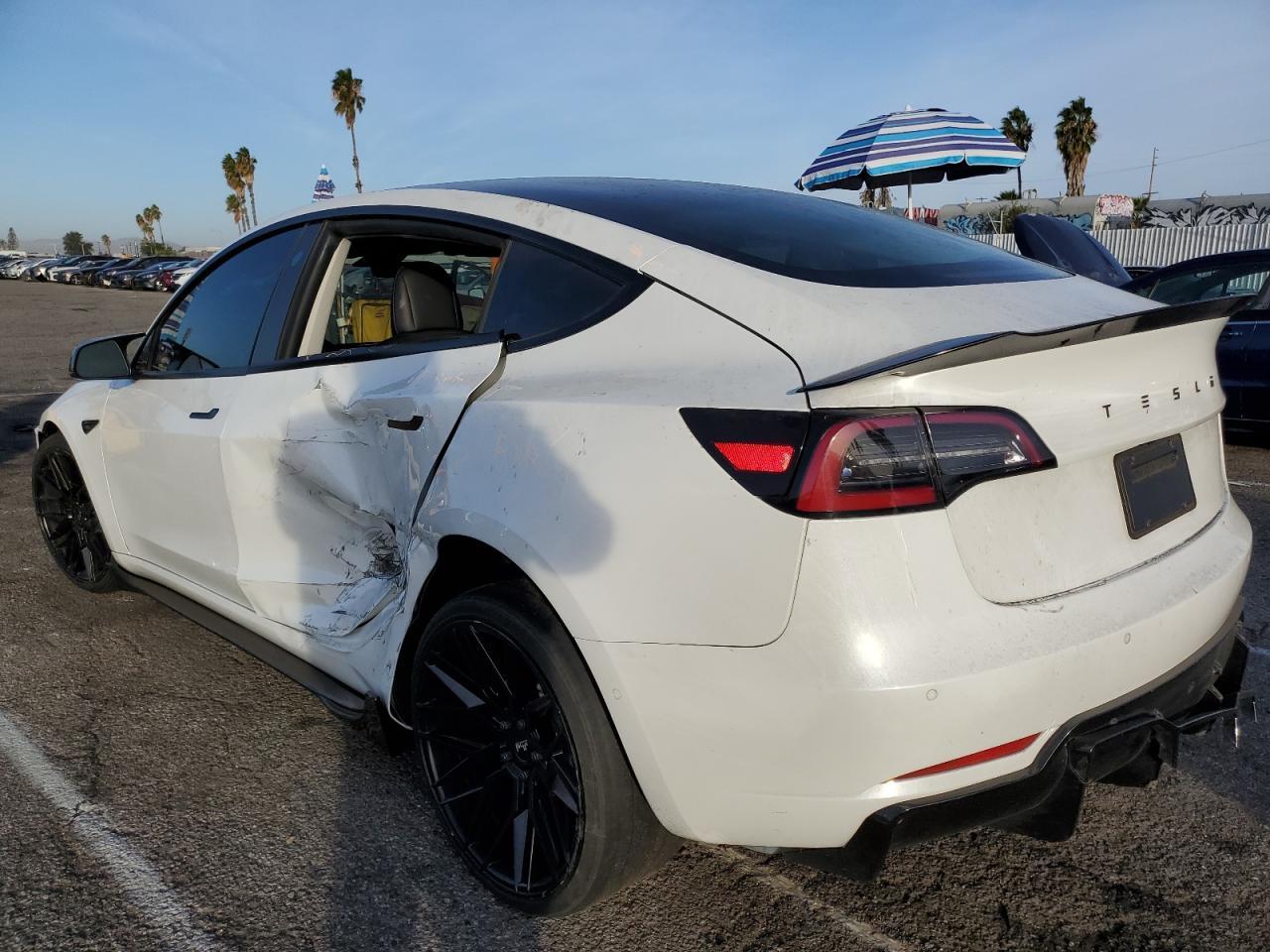 2022 TESLA MODEL 3 - Image 2