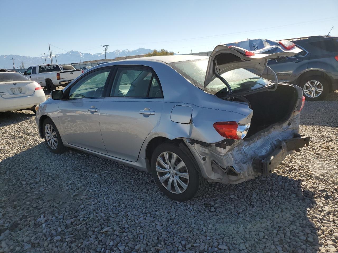 2013 TOYOTA COROLLA BA - Image 2