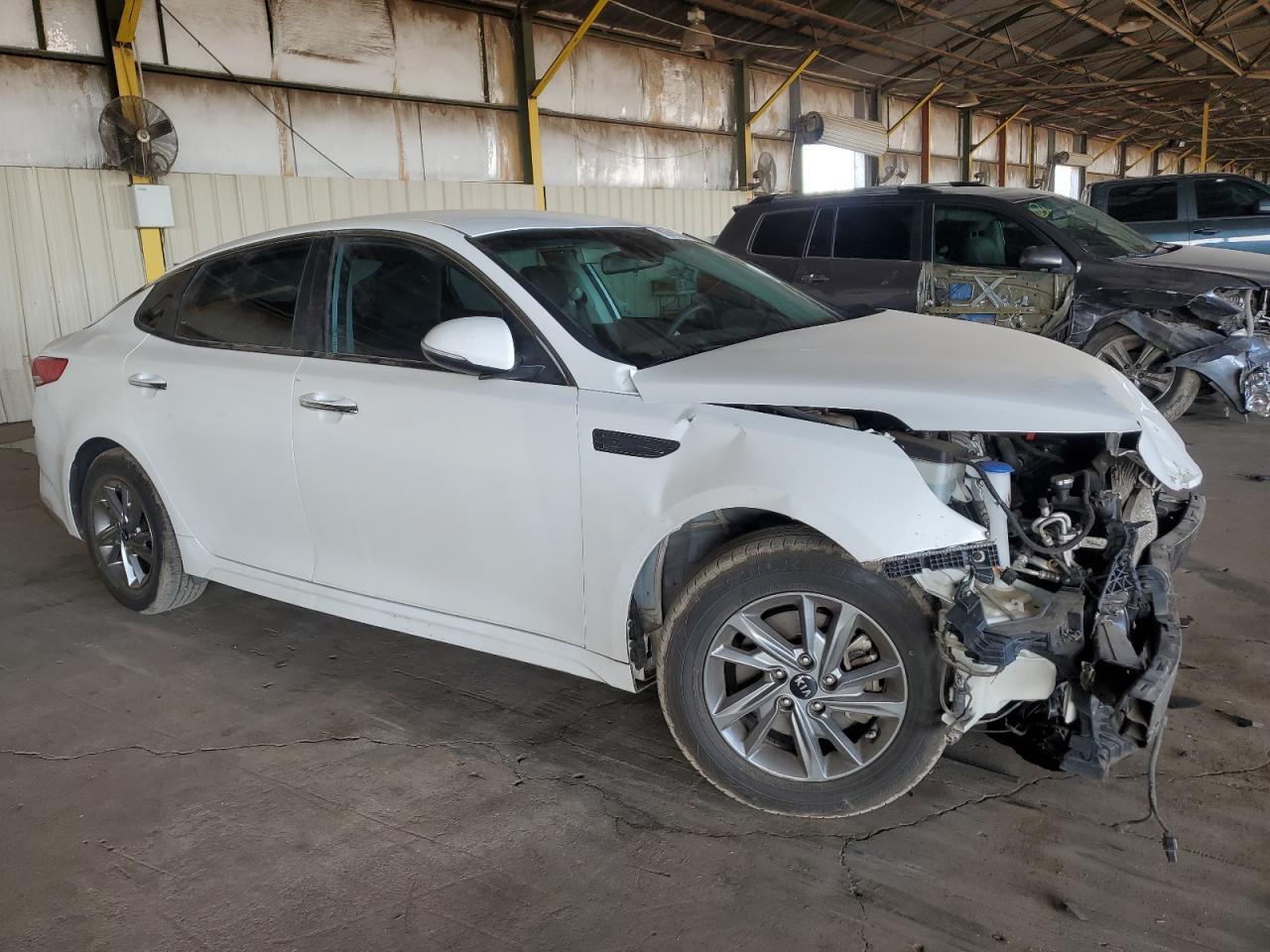2019 KIA OPTIMA LX - Фото 4