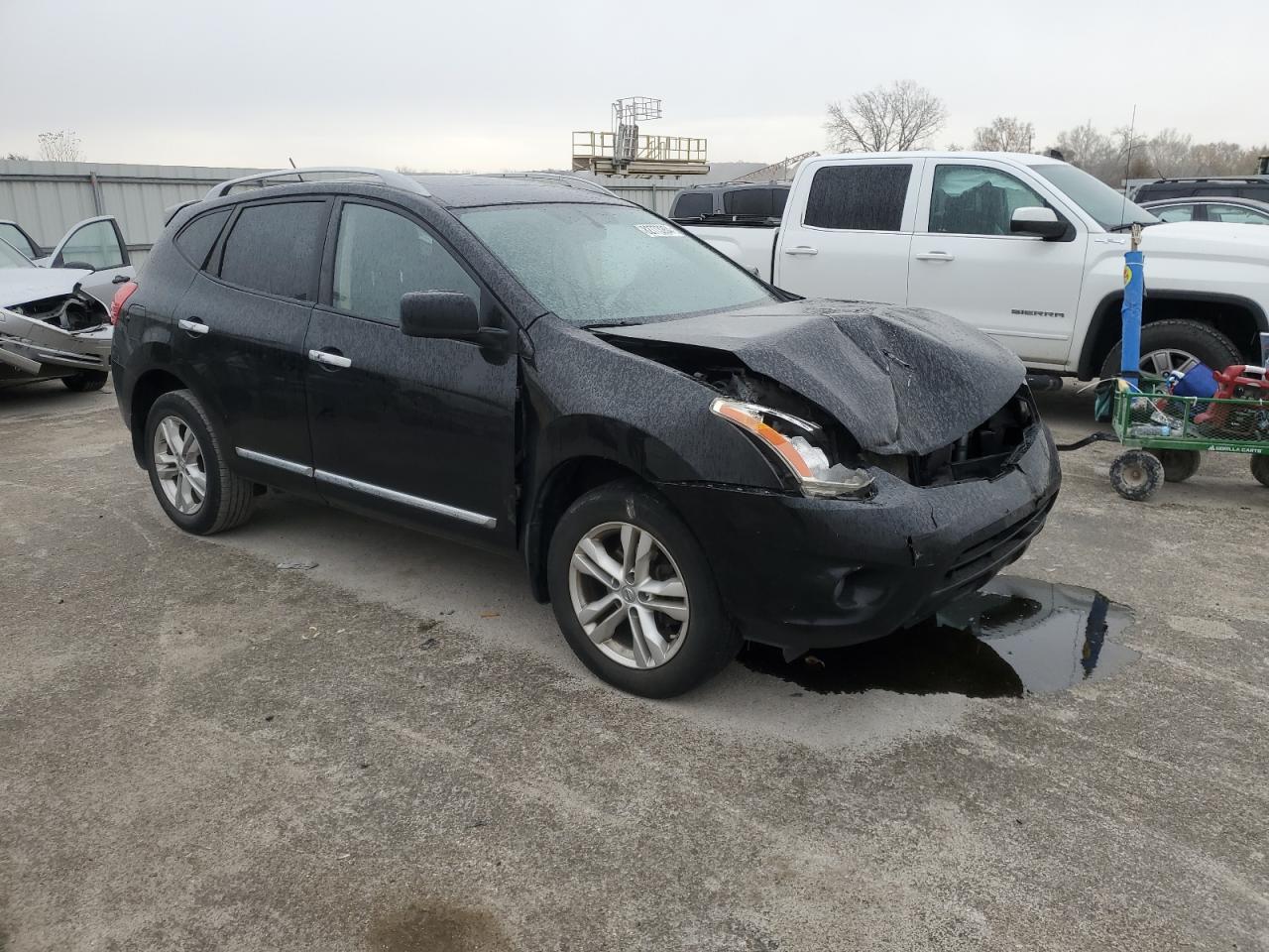 2013 NISSAN ROGUE S - Image 4