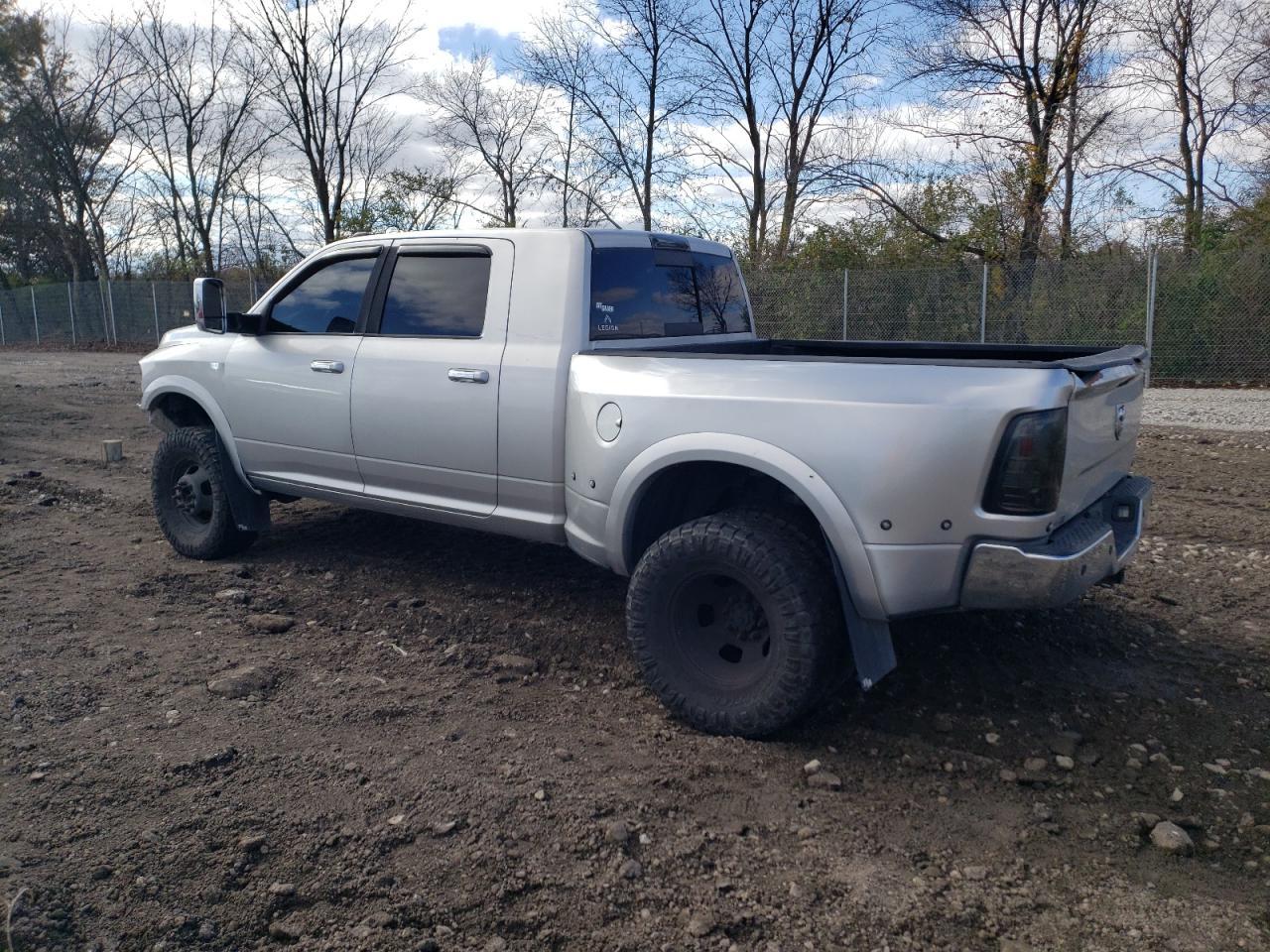 2012 DODGE RAM 3500 L - Image 2