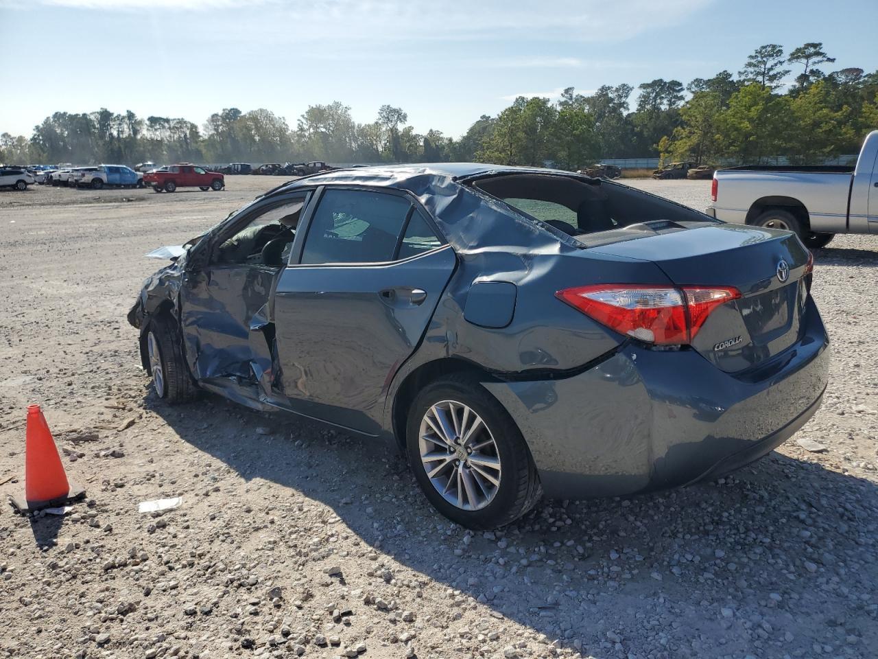 2015 TOYOTA COROLLA L - Image 2