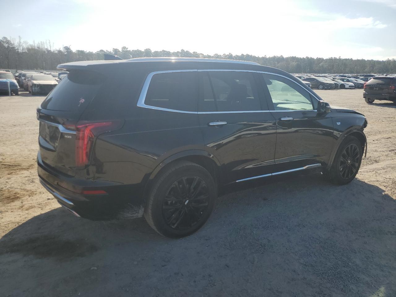 2022 CADILLAC XT6 PREMIU - Фото 3