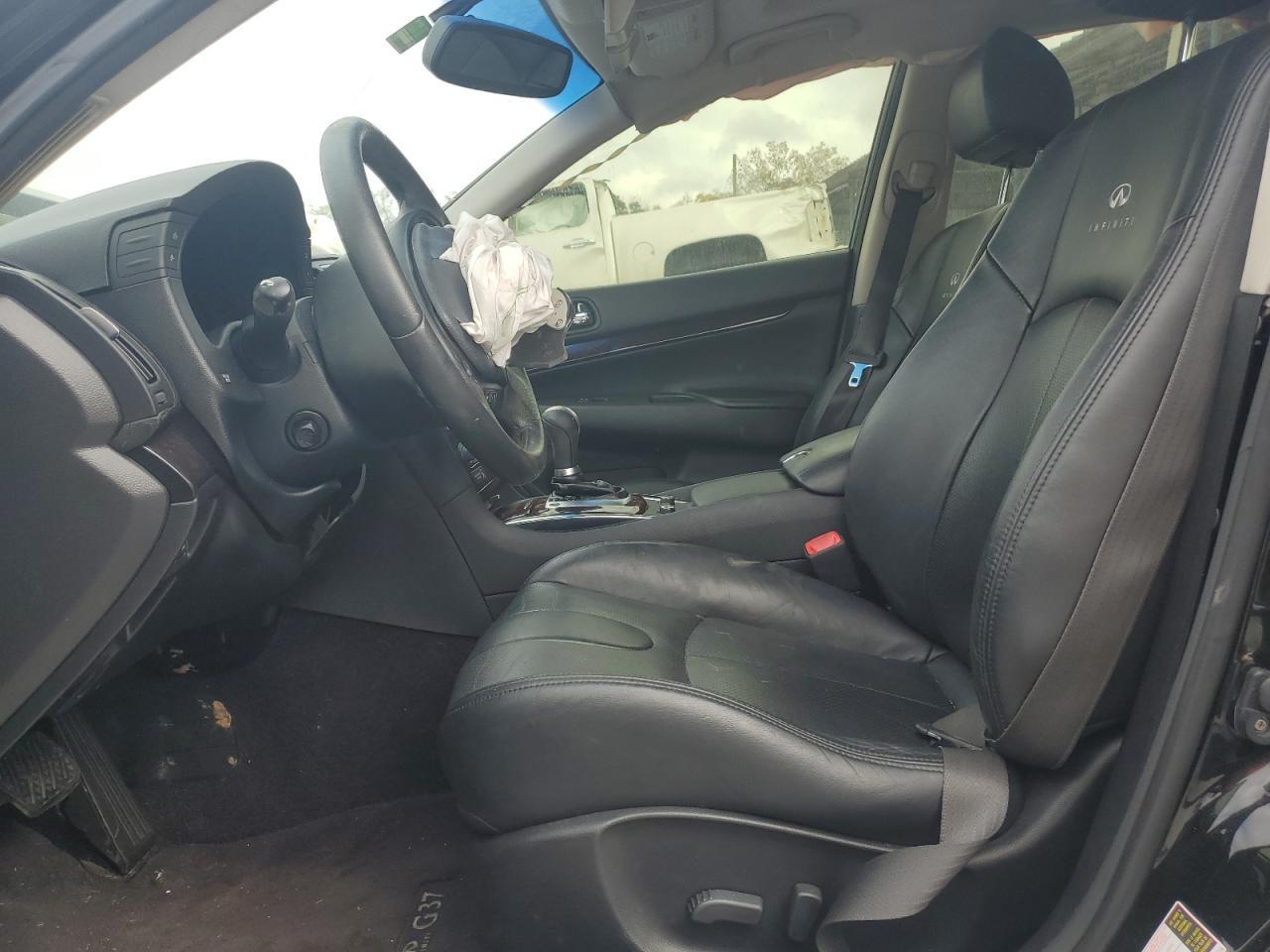 2011 INFINITI G37 BASE - Image 7