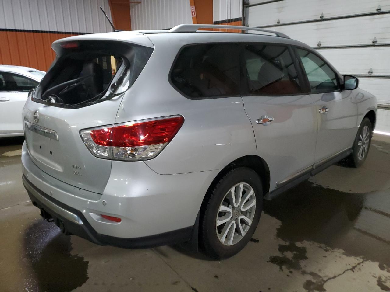 2013 NISSAN PATHFINDER - Фото 3