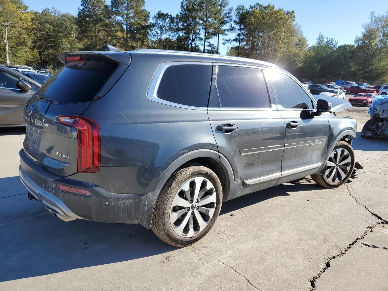 2020 KIA TELLURIDE - Image 3