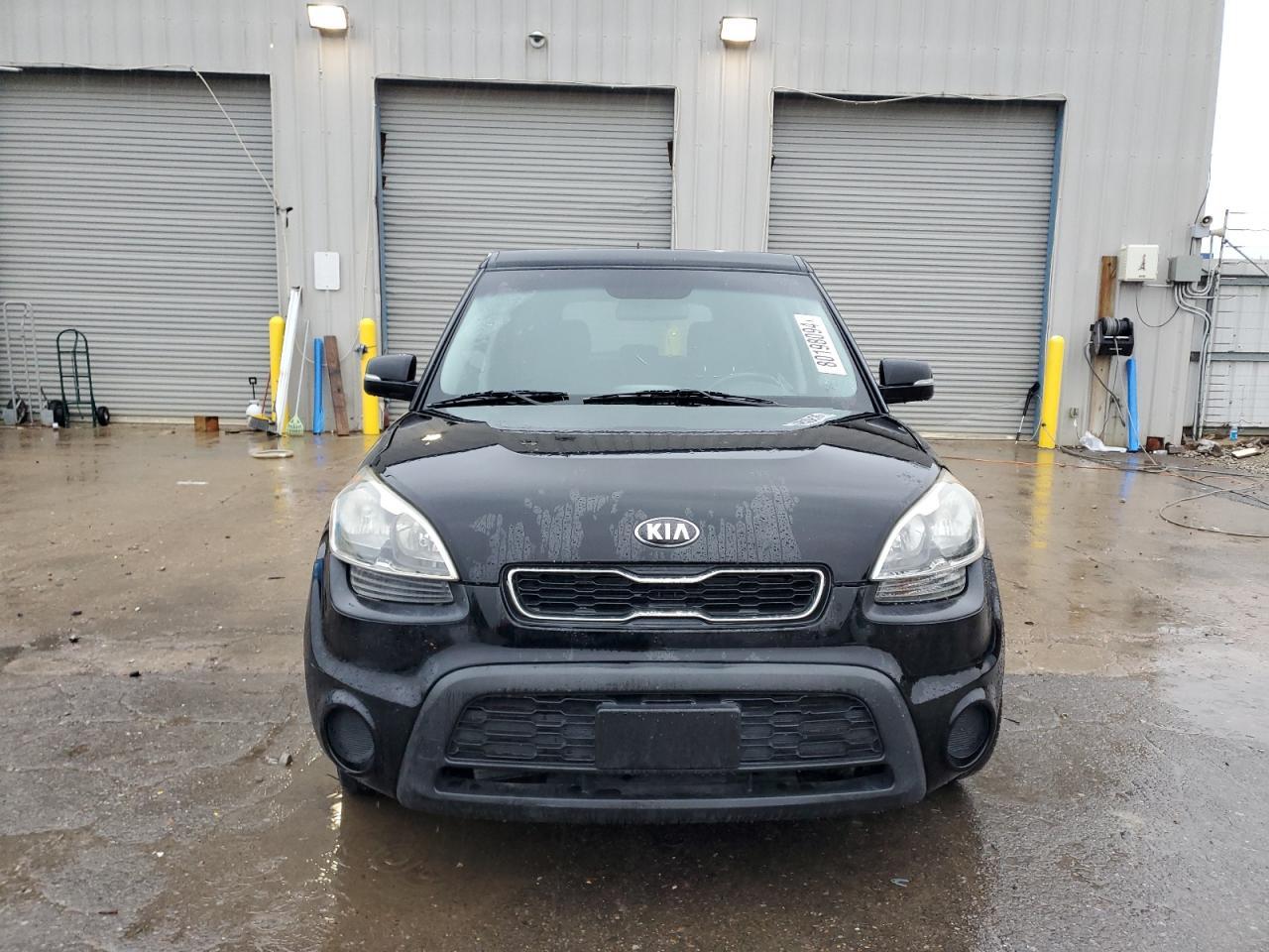 2013 KIA SOUL + - Image 5