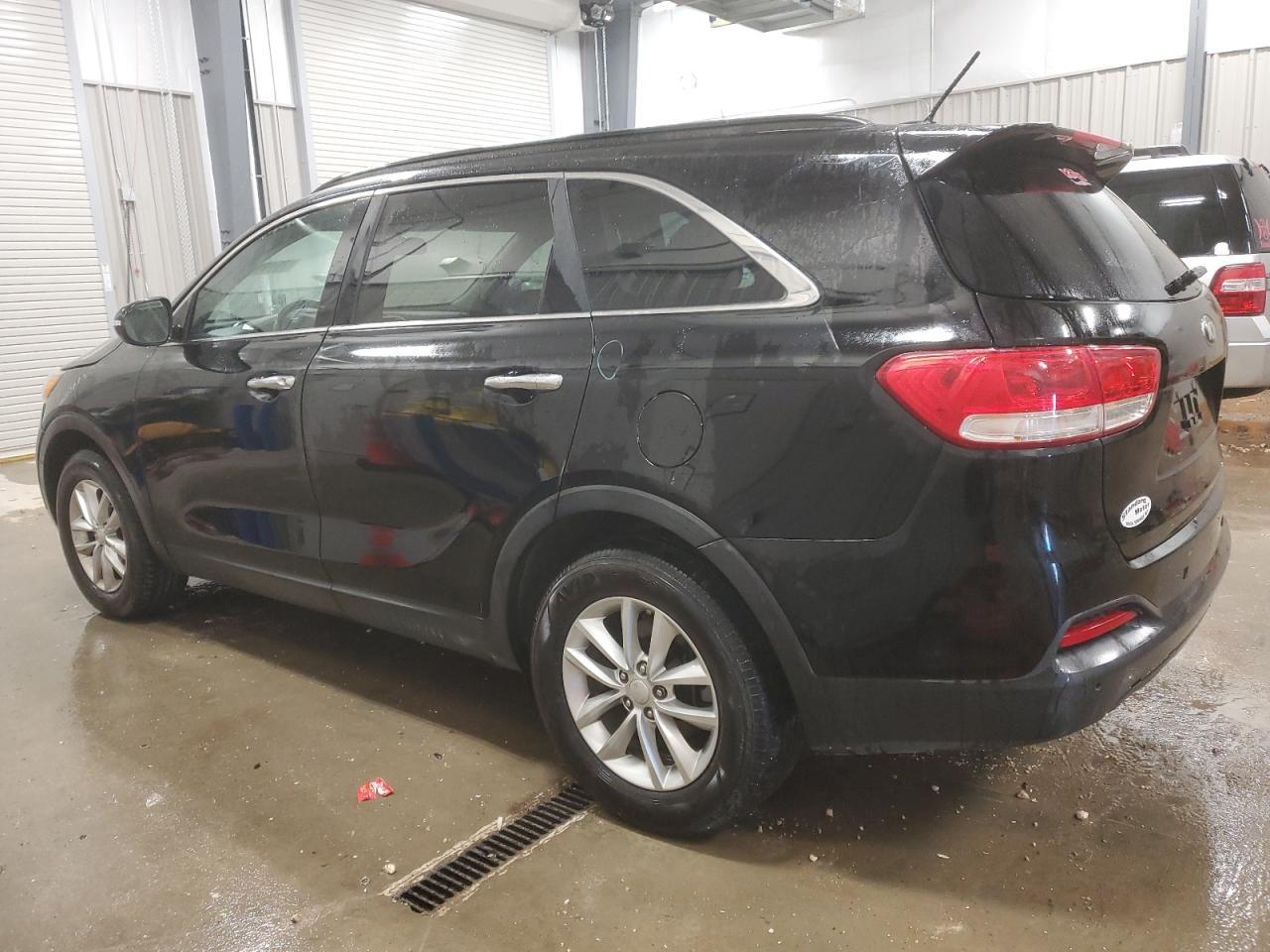 2016 KIA SORENTO LX - Фото 2