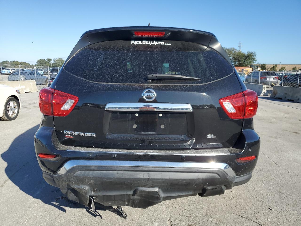 2017 NISSAN PATHFINDER - Image 6