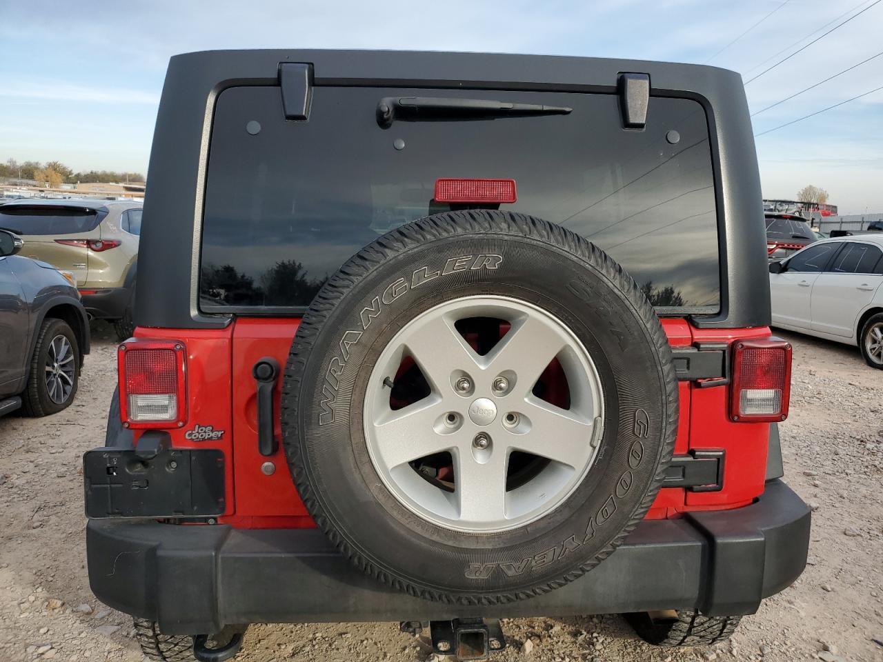 2015 JEEP WRANGLER U - Фото 6