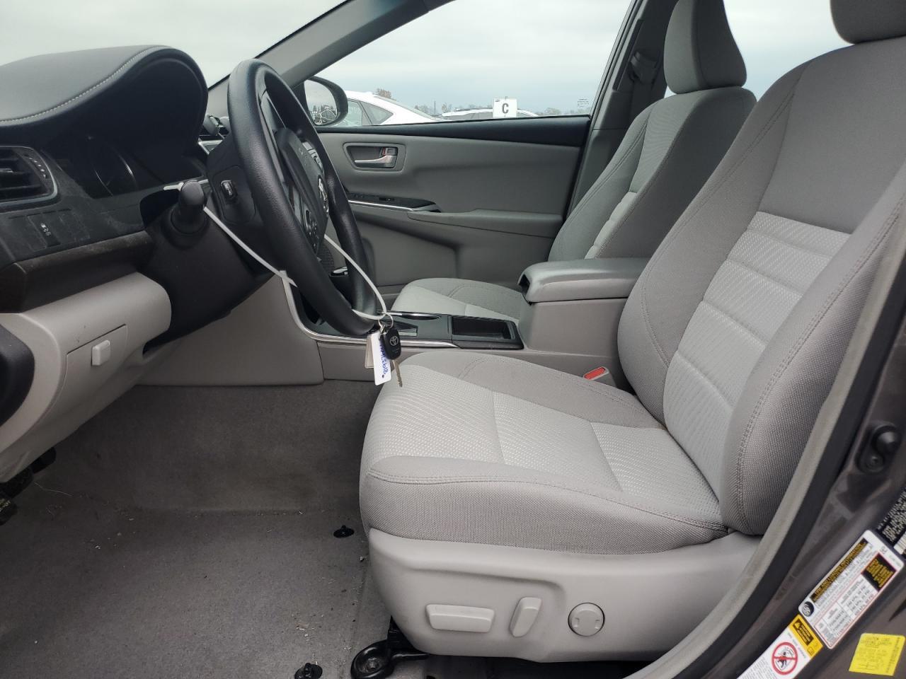 2017 TOYOTA CAMRY LE - Image 7