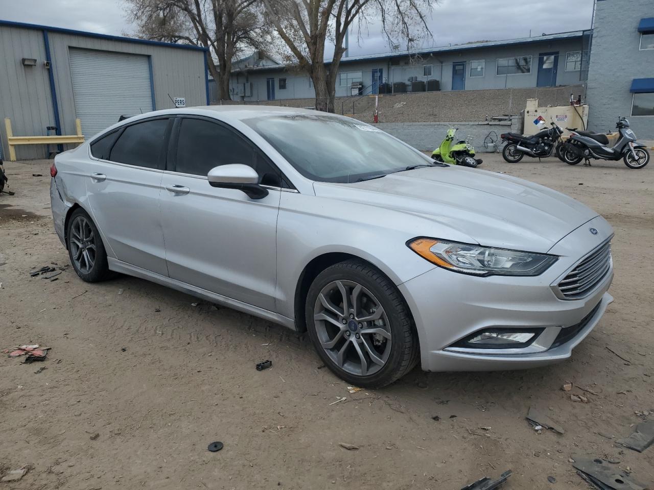 2017 FORD FUSION SE - Фото 4
