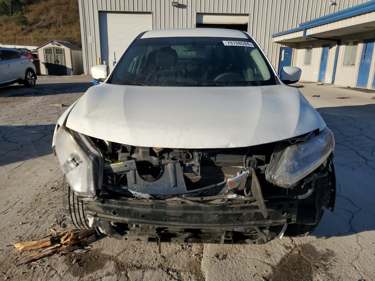 2016 NISSAN ROGUE S - Фото 5