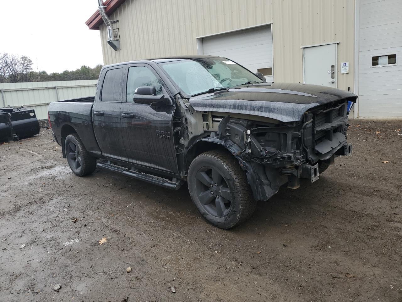 2017 RAM 1500 ST - Image 4