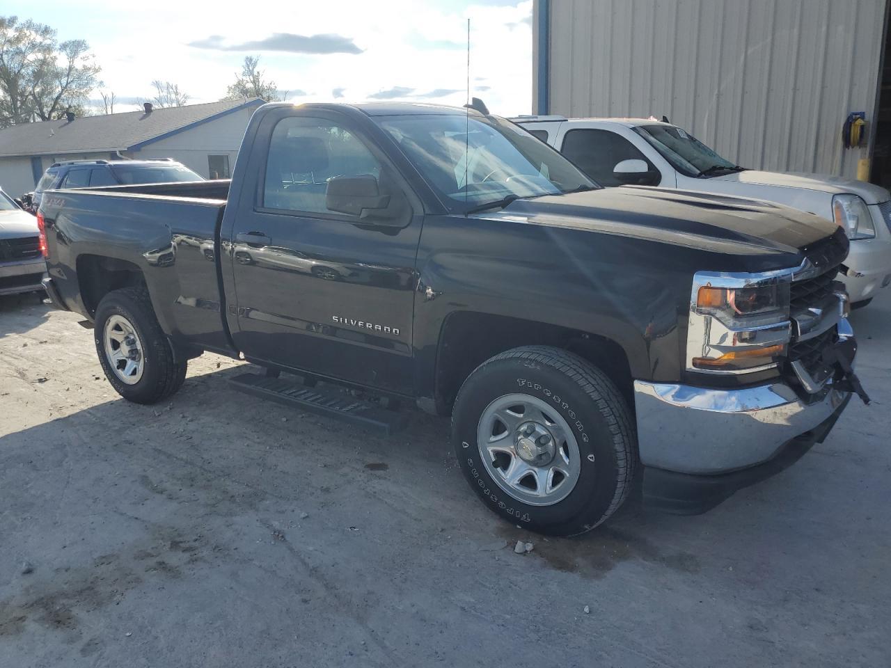2018 CHEVROLET SILVERADO - Фото 4