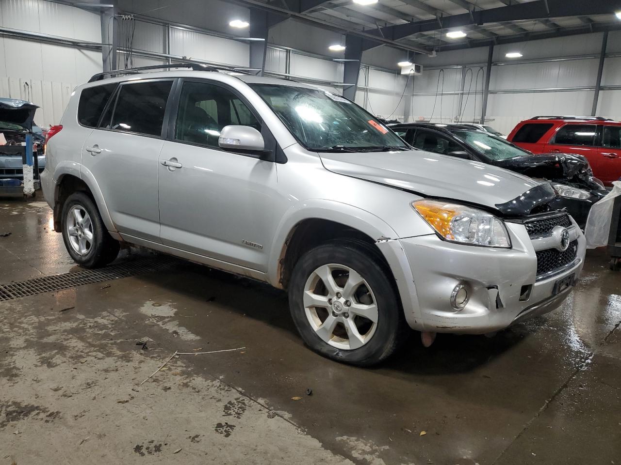 2011 TOYOTA RAV4 LIMIT - Фото 4