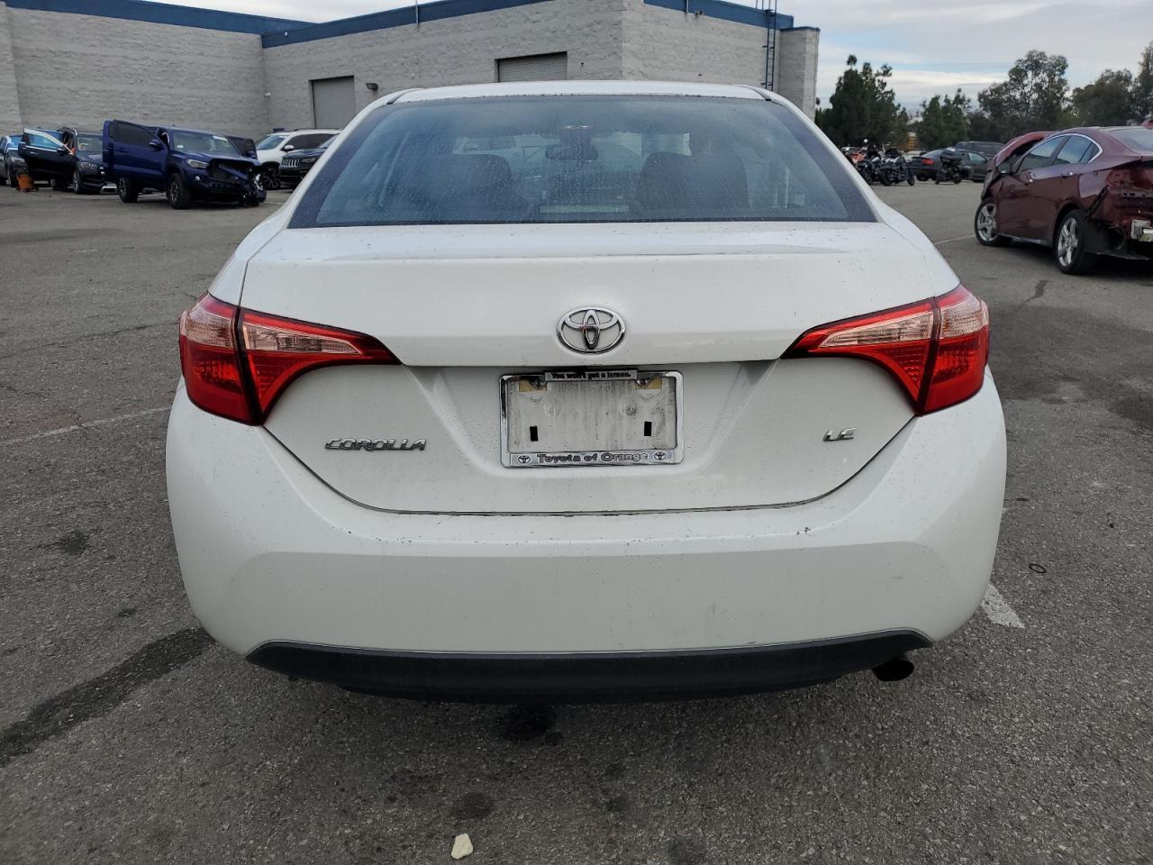 2018 TOYOTA COROLLA L - Image 6