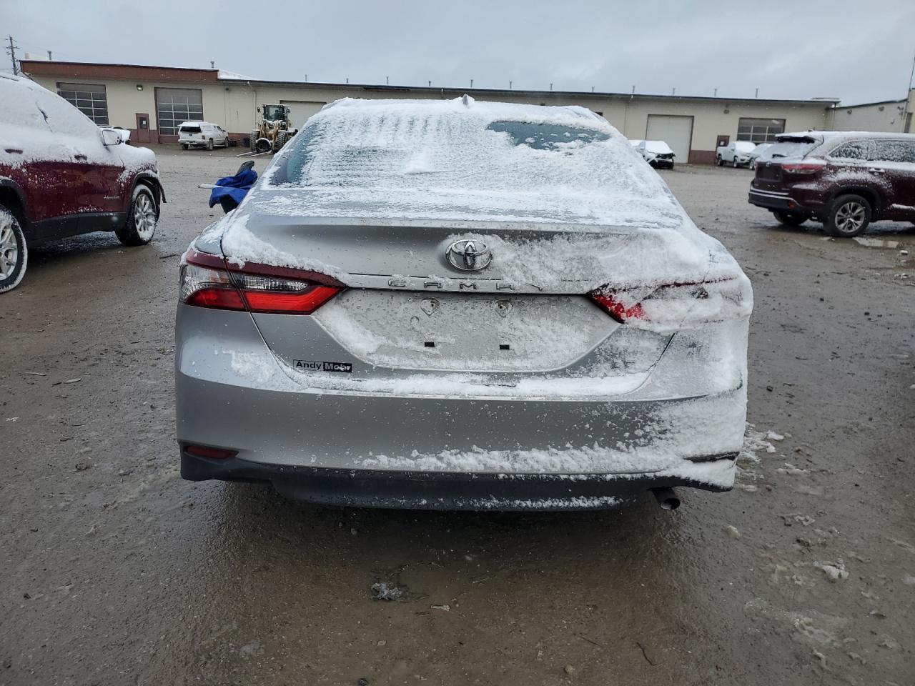 2023 TOYOTA CAMRY LE - Фото 6