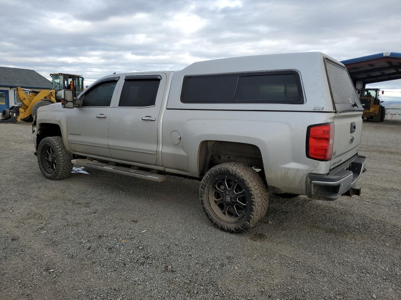 2015 CHEVROLET SILVERADO - Фото 2