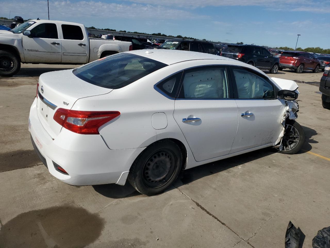 2016 NISSAN SENTRA S - Фото 3