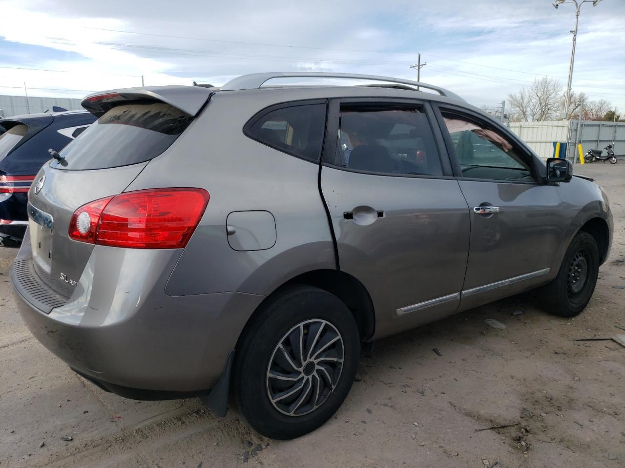 2013 NISSAN ROGUE S - Image 3