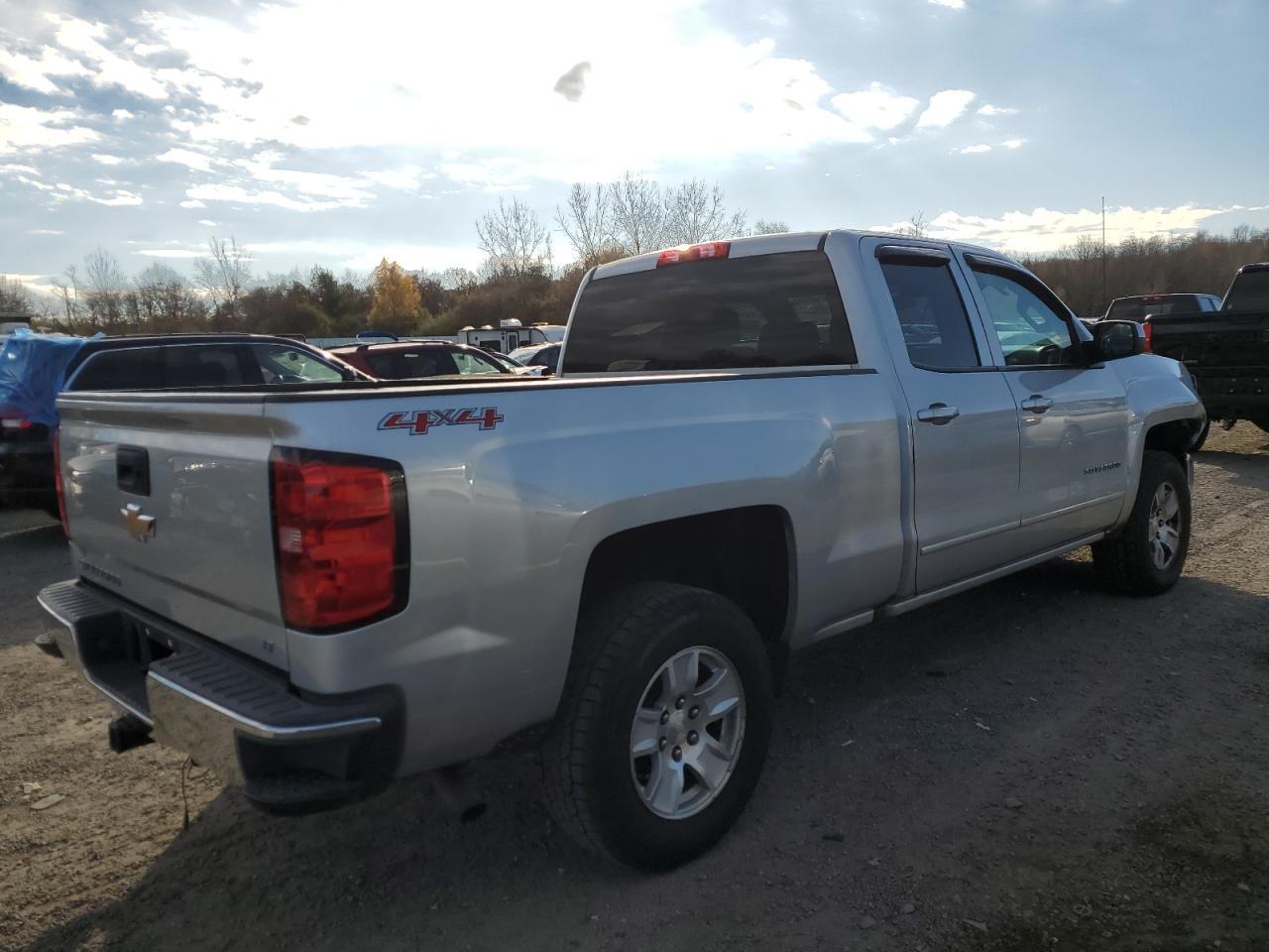 2016 CHEVROLET SILVERADO - Image 3