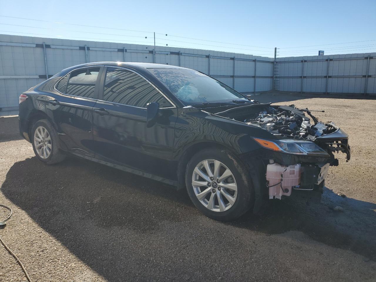 2020 TOYOTA CAMRY LE - Image 4