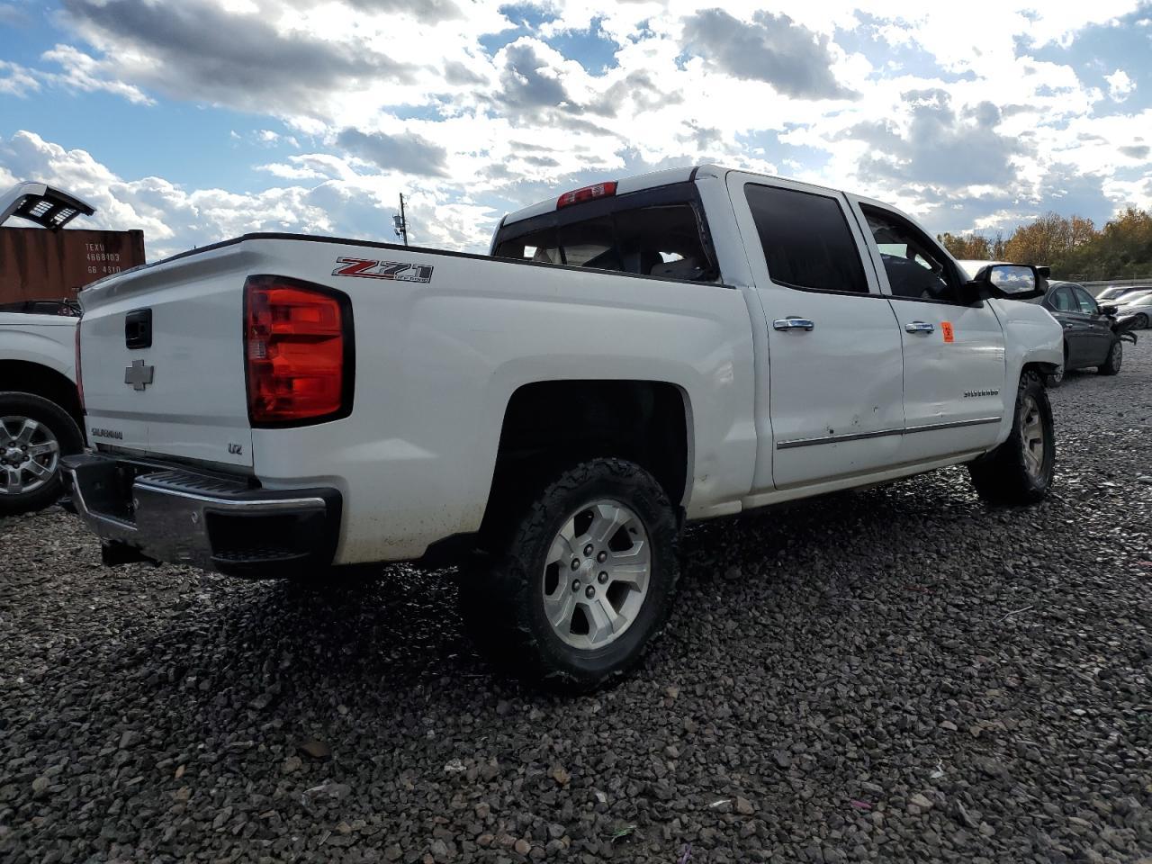 2014 CHEVROLET SILVERADO - Image 3