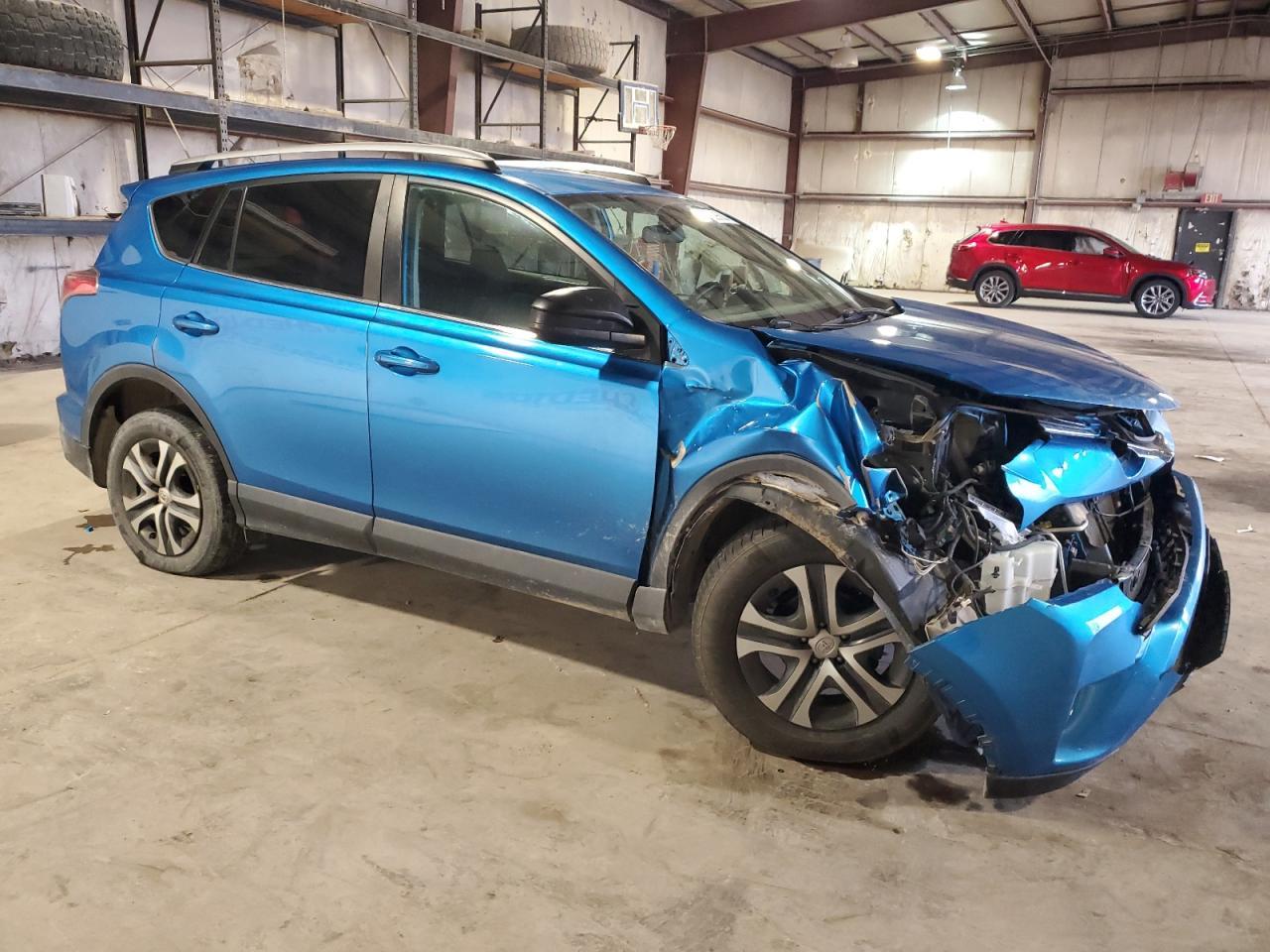 2016 TOYOTA RAV4 LE - Фото 4