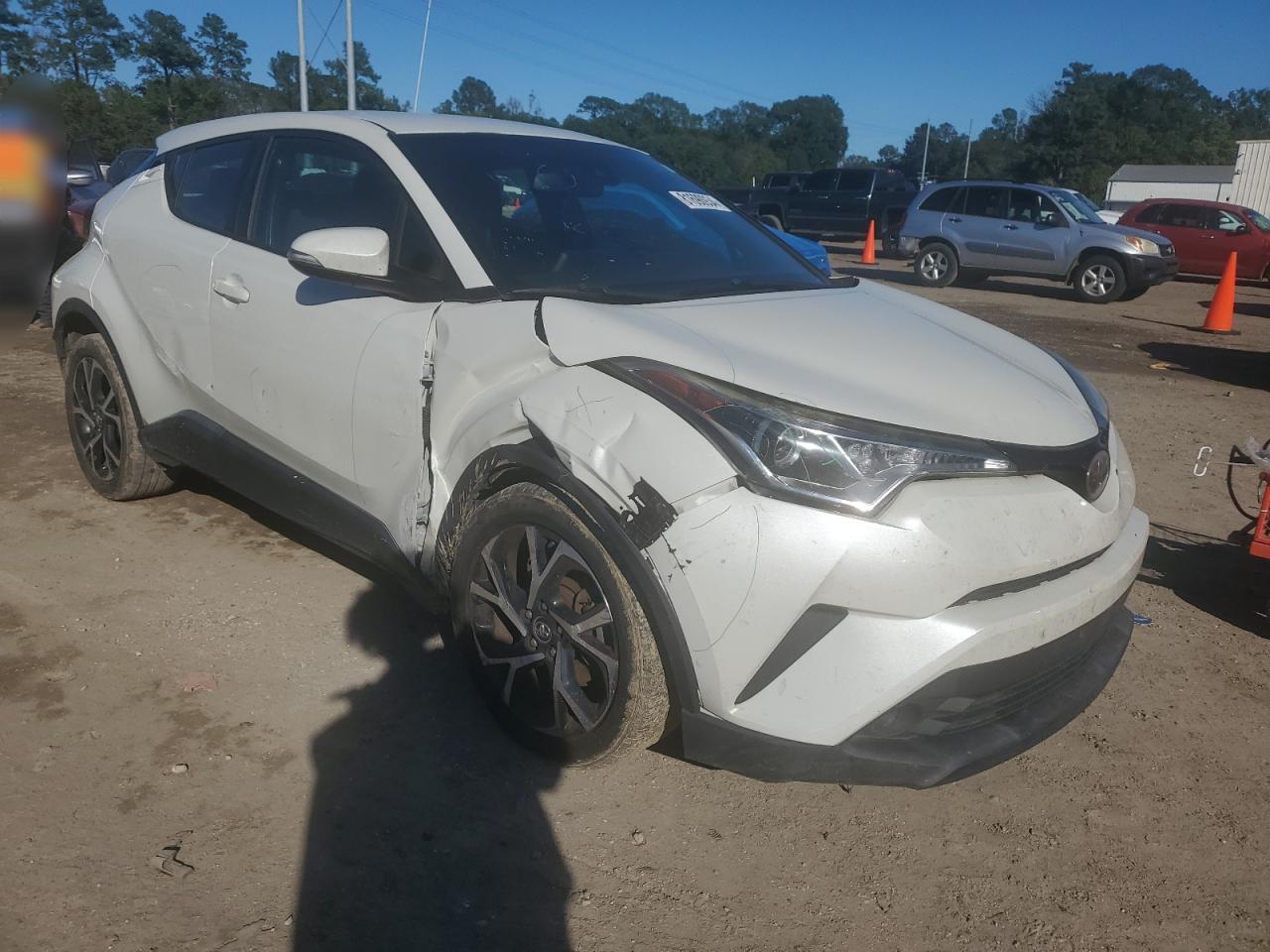 2018 TOYOTA C-HR XLE - Фото 4