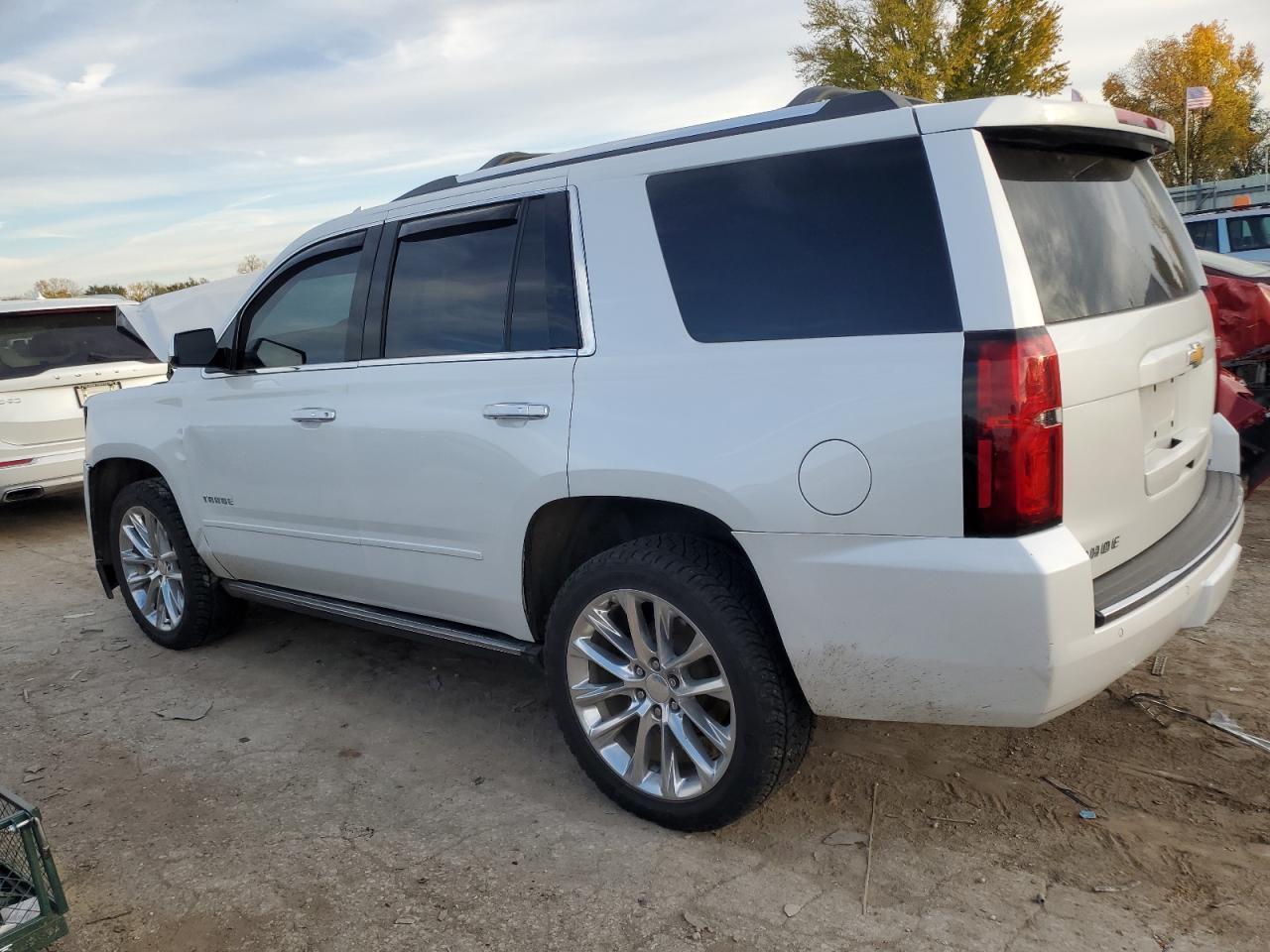 2019 CHEVROLET TAHOE K150 - Фото 2