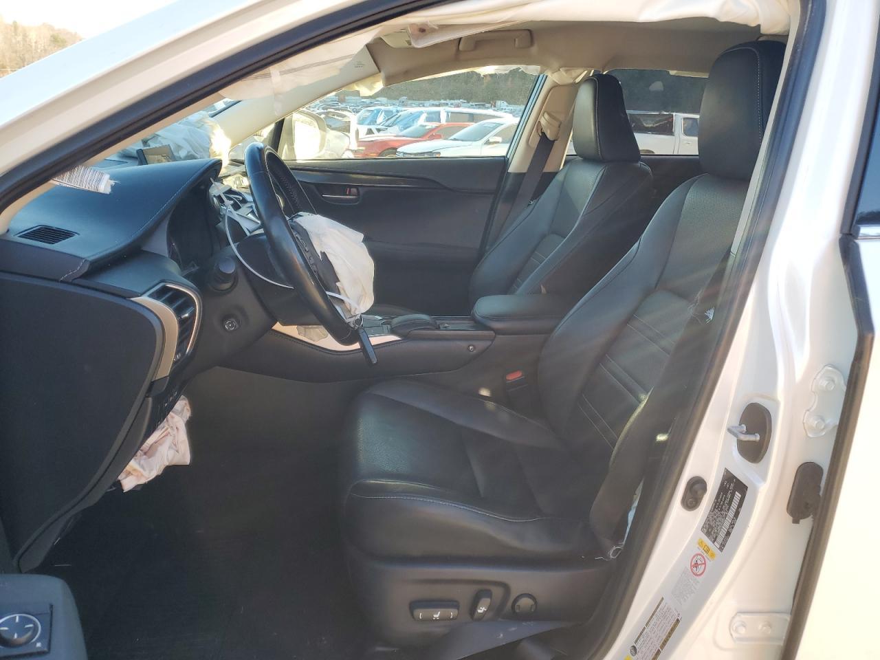 2015 LEXUS NX 200T - Фото 7