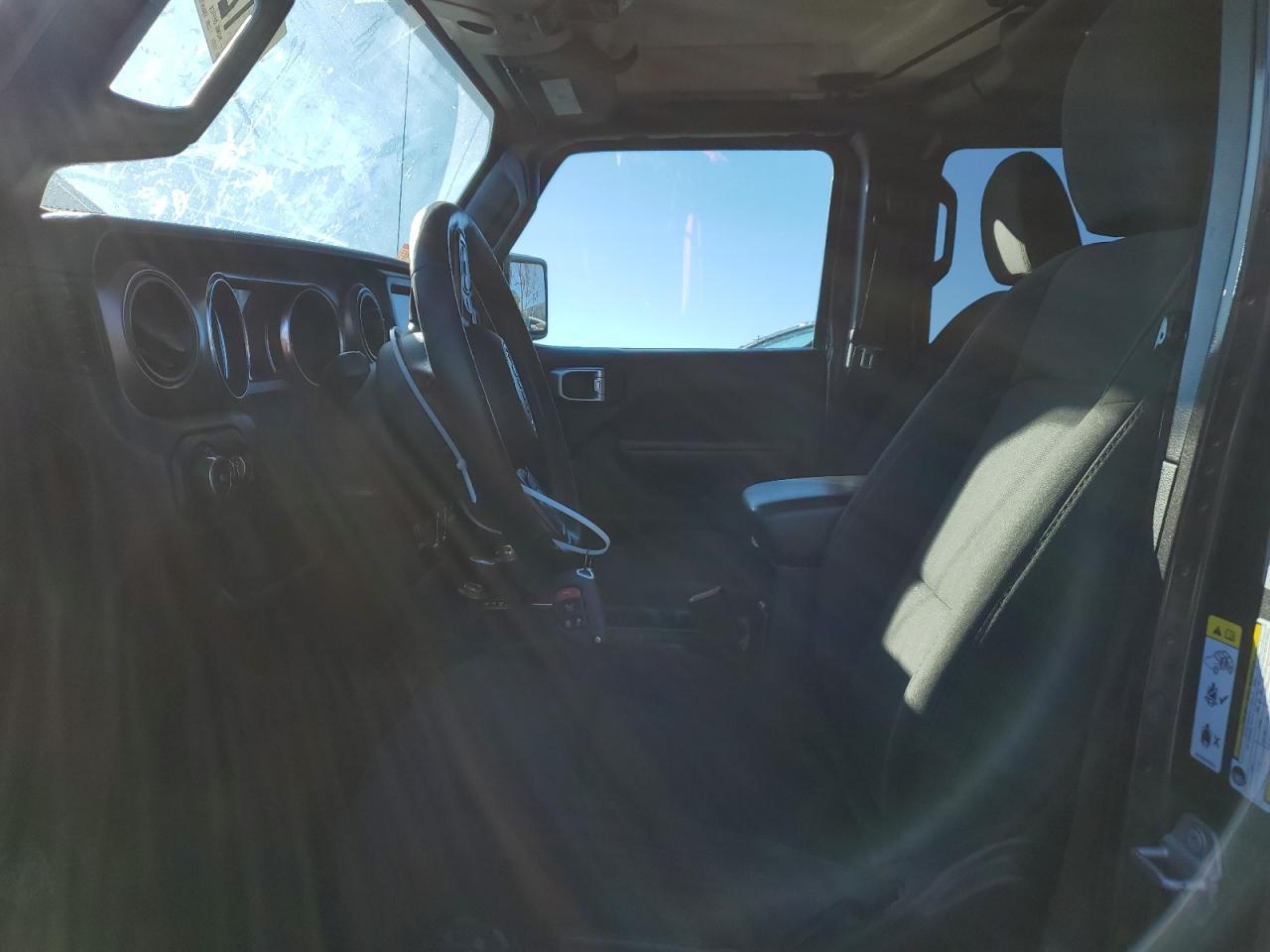 2019 JEEP WRANGLER U - Image 7