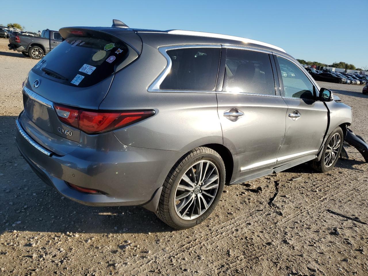 2016 INFINITI QX60 - Image 3