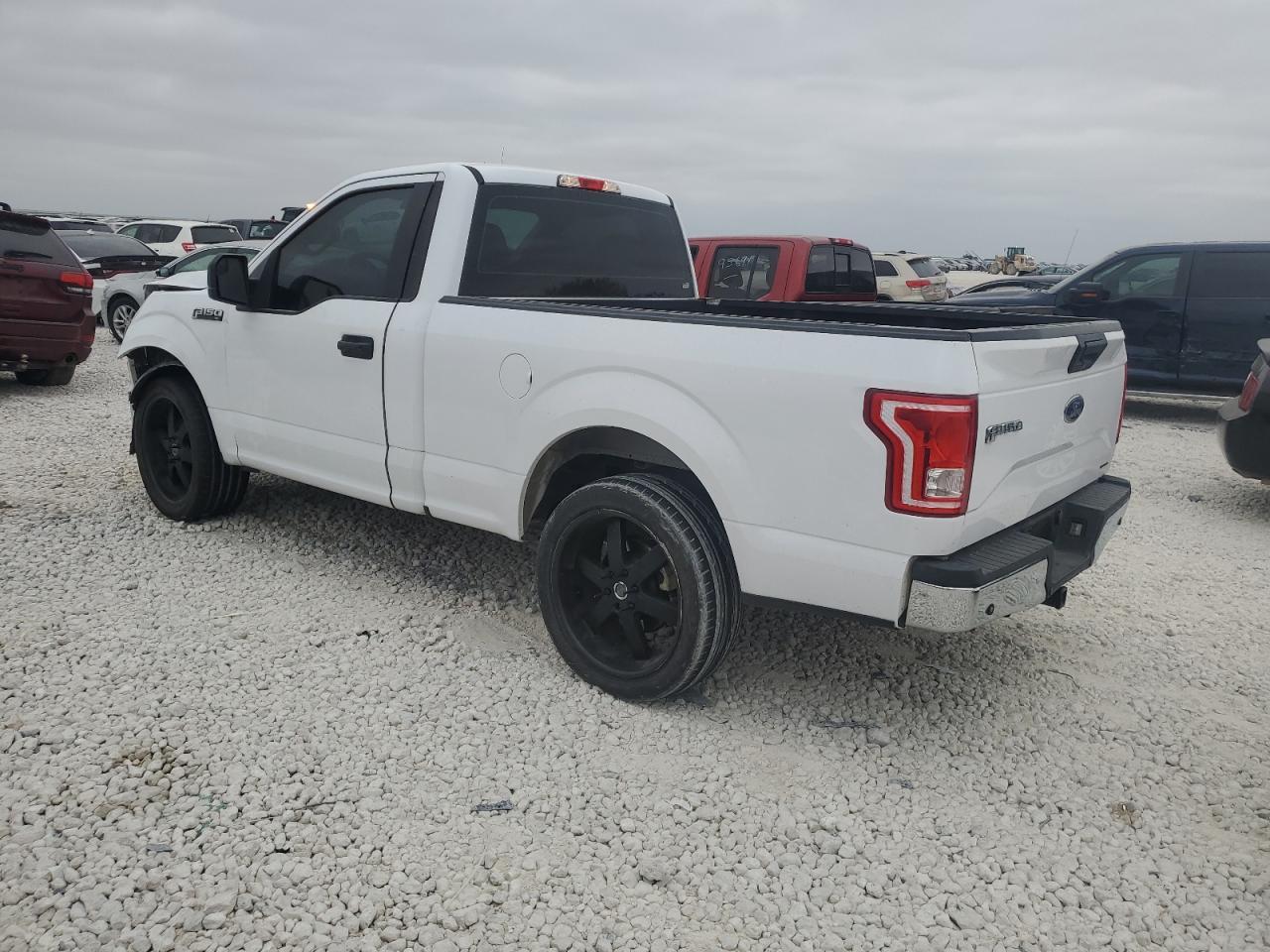 2016 FORD F150 - Фото 2
