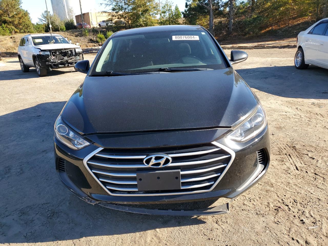 2018 HYUNDAI ELANTRA SE - Image 5